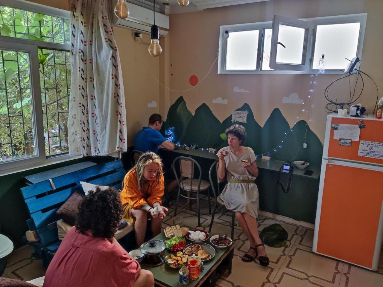 Harmony Backpackers Hostel Batumi Zewnętrze zdjęcie